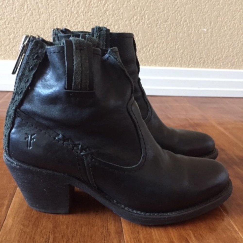 Fyre Leslie Artisan short ankle